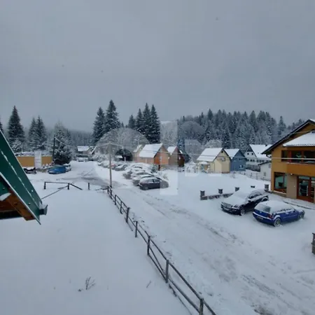 Vikendica Centar Ponijeri